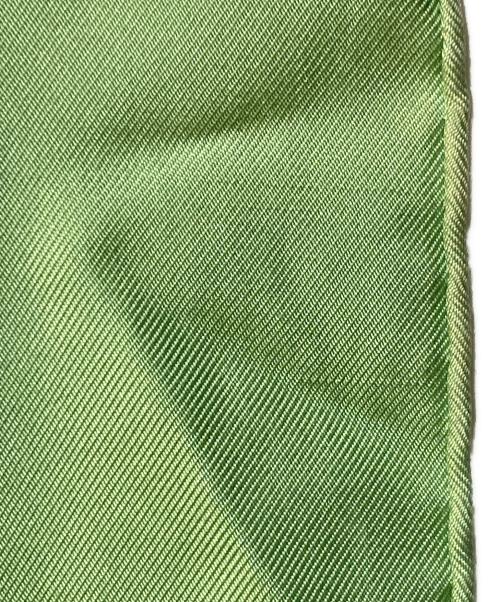 HERMES（エルメス）HERMES (エルメス) カレ90 les perroquets オウム グリーンの古着・服飾アイテム