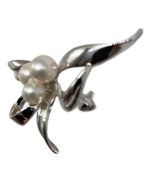 MIKIMOTO（ミキモト）MIKIMOTO (ミキモト) 3連パールブローチの古着・服飾アイテム