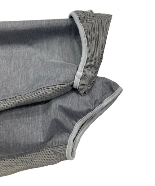 SUN BARRIER 100（サンバリア100）SUN BARRIER 100 (サンバリア100) 完全遮光パーカー グレー サイズ:Freeの古着・服飾アイテム