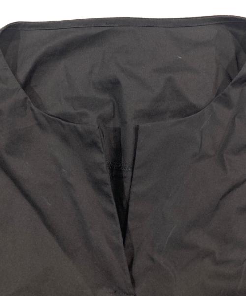 ELENDEEK（エレンディーク）ELENDEEK (エレンディーク) キーネックタックギャザーワンピース ブラック サイズ:02の古着・服飾アイテム