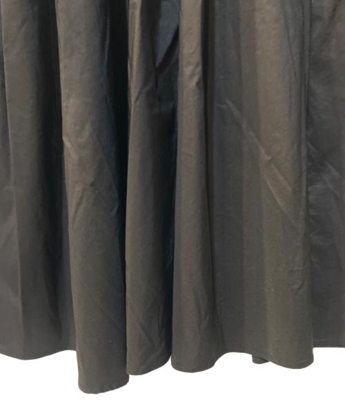 ELENDEEK（エレンディーク）ELENDEEK (エレンディーク) キーネックタックギャザーワンピース ブラック サイズ:02の古着・服飾アイテム