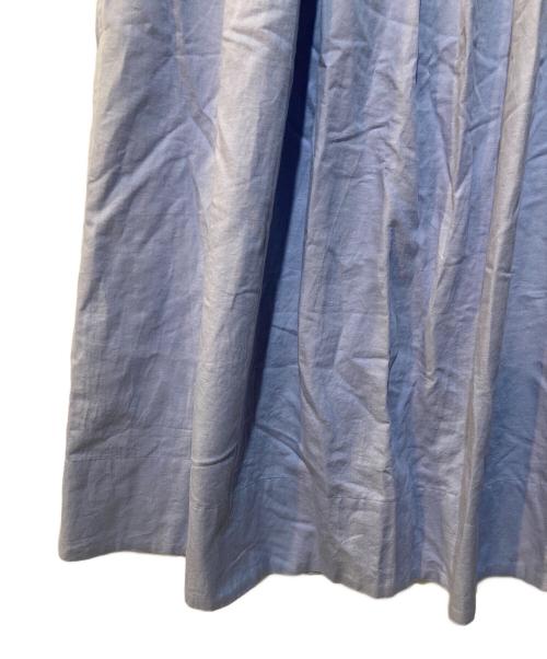 HUMAN WOMAN（ヒューマンウーマン）HUMAN WOMAN (ヒューマンウーマン) コットンヘンプサテンボリュームボックスタックスカート ブルー サイズ:Mの古着・服飾アイテム