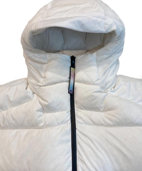 adidas（アディダス）adidas (アディダス) KITH (キス) ダウンコート ホワイト サイズ:Lの古着・服飾アイテム