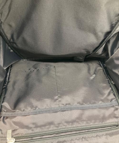 marimekko（マリメッコ）marimekko (マリメッコ) Kortteli City backpack グレーの古着・服飾アイテム