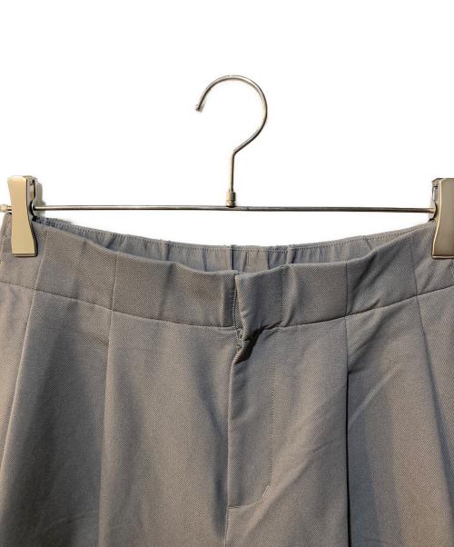 HELLY HANSEN（ヘリーハンセン）HELLY HANSEN (ヘリーハンセン) ストーレンツータックパンツ グレー サイズ:Mの古着・服飾アイテム