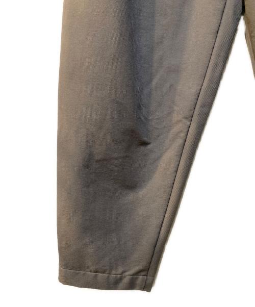 HELLY HANSEN（ヘリーハンセン）HELLY HANSEN (ヘリーハンセン) ストーレンツータックパンツ グレー サイズ:Mの古着・服飾アイテム
