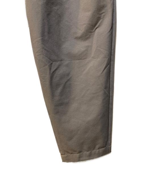HELLY HANSEN（ヘリーハンセン）HELLY HANSEN (ヘリーハンセン) ストーレンツータックパンツ グレー サイズ:Mの古着・服飾アイテム