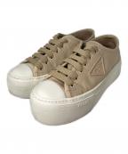 PRADAプラダ）の古着「lace-up sneakers　スニーカー」｜ベージュ