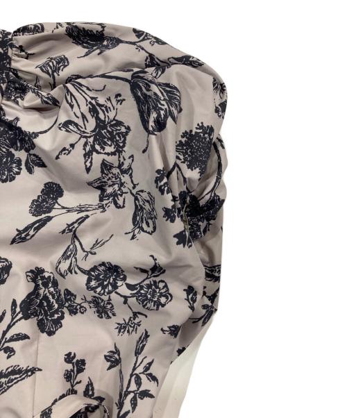 Noble（ノーブル）Noble (ノーブル) ヴィンテージフラワーエアリースリーブワンピース ホワイト サイズ:36の古着・服飾アイテム