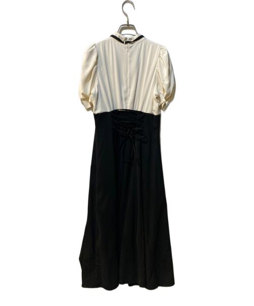 And Couture（アンドクチュール）And Couture (アンドクチュール) 配色切替ピンタックドレス ホワイト×ブラック サイズ:Freeの古着・服飾アイテム