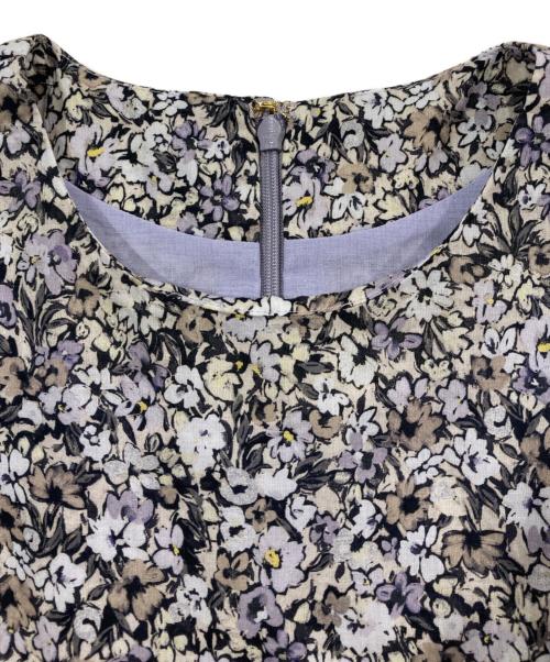 La boutique BonBon（ラブティックボンボン）La boutique BonBon (ラブティックボンボン) 小花プリントスリットショルダーワンピース ベージュ サイズ:38の古着・服飾アイテム