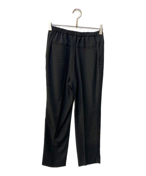 Mila Owen（ミラオーウェン）Mila Owen (ミラオーウェン) コサージュブラウステーパードパンツセット ブラック 未使用品の古着・服飾アイテム