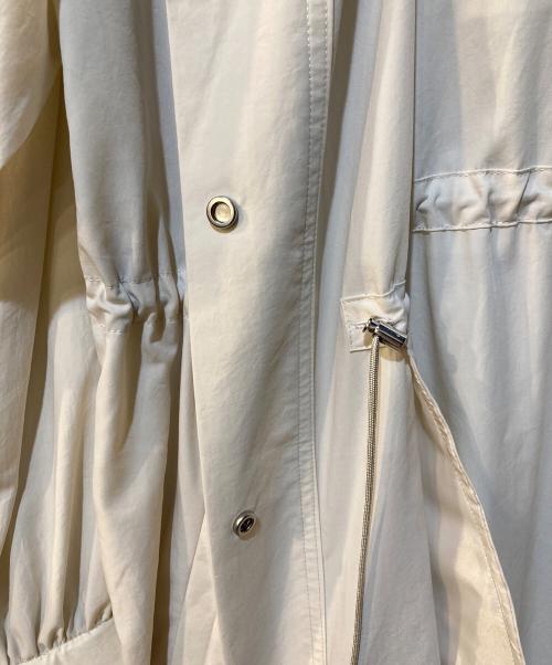 green label relaxing（グリーンレーベルリラクシング）green label relaxing (グリーンレーベルリラクシング) ドロスト ギャザー コート ホワイト サイズ:38の古着・服飾アイテム