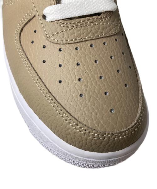 NIKE（ナイキ）NIKE (ナイキ) AIR FORCE 1 '07 KHAKI/WHITE ベージュ サイズ:24.5の古着・服飾アイテム