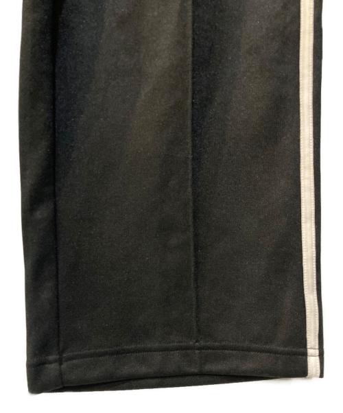 adidas Originals（アディダスオリジナル）adidas Originals (アディダスオリジナル) バギーフィット トラックパンツ ブラック サイズ:L 未使用品の古着・服飾アイテム