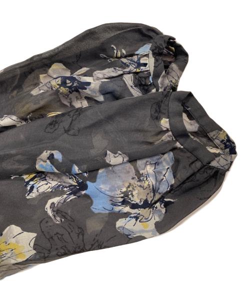 TOMORROW LAND collection（トゥモローランドコレクション）TOMORROW LAND collection (トゥモローランドコレクション) ナイトフラワーハイネックギャザーブラウス ブラック サイズ:36の古着・服飾アイテム