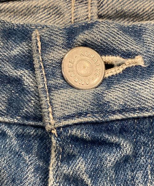 AURALEE（オーラリー）AURALEE (オーラリー) SELVEDGE FADED LIGHT DENIM PANTS ブルー サイズ:3Wの古着・服飾アイテム