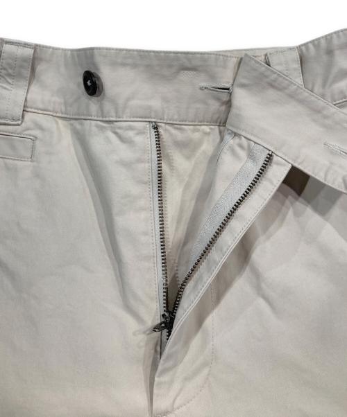 MHL（エムエイチエル）MHL (エムエイチエル) WASHED COMPACT COTTON チノパンツ アイボリー サイズ:1の古着・服飾アイテム