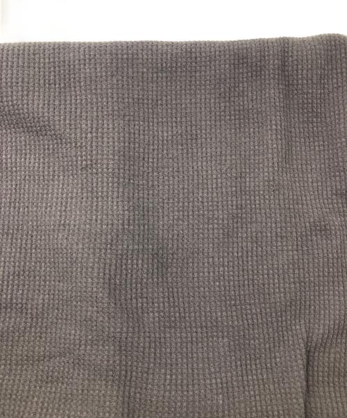 REGULATION Yohji Yamamoto（レギュレーションヨウジヤマモト）REGULATION Yohji Yamamoto (レギュレーションヨウジヤマモト) ヘンリーネック製品染め ワッフル ショートスリーブTシャツ グレー サイズ:1の古着・服飾アイテム