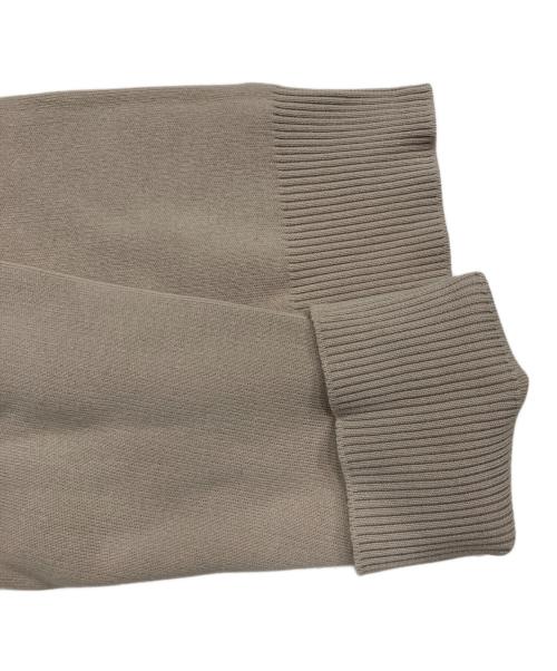 DRESSTERIOR（ドレステリア）DRESSTERIOR (ドレステリア) コットンスムース ショルダーラインクルーネック ベージュ サイズ:Sの古着・服飾アイテム