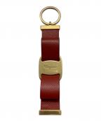 Salvatore Ferragamoサルヴァトーレ フェラガモ）の古着「ヴァラリボンストラップ」｜レッド