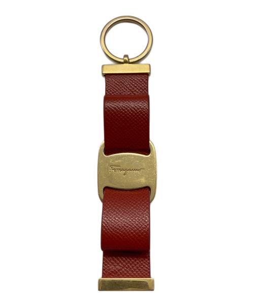 Salvatore Ferragamo（サルヴァトーレ フェラガモ）Salvatore Ferragamo (サルヴァトーレ フェラガモ) ヴァラリボンストラップ レッドの古着・服飾アイテム