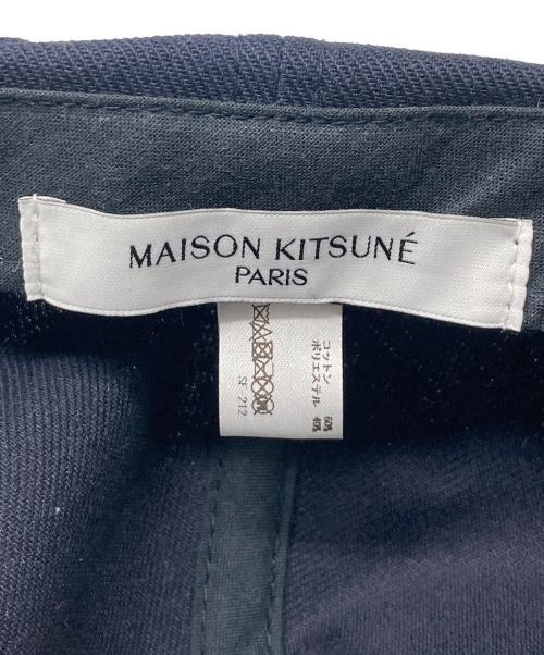maison kitsune（メゾンキツネ）maison kitsune (メゾンキツネ) キツネ刺繍キャップ ネイビー サイズ:Freeの古着・服飾アイテム