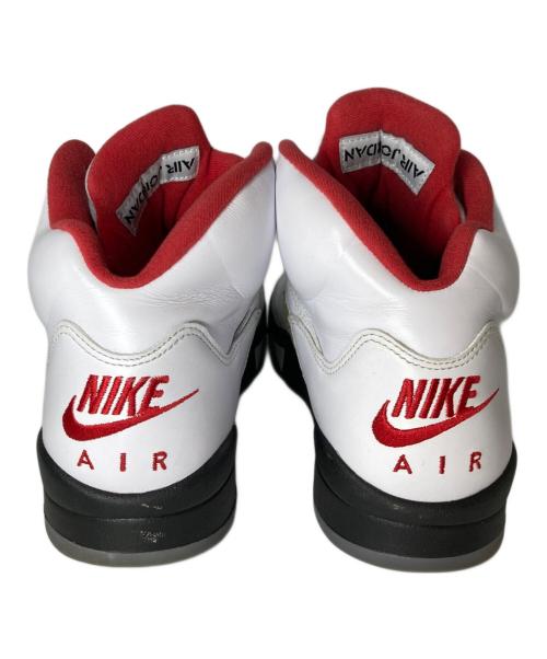 NIKE（ナイキ）NIKE (ナイキ) AIR JORDAN 5 RETRO ホワイト サイズ:27cmの古着・服飾アイテム