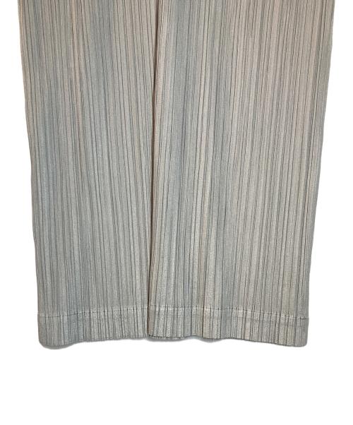 PLEATS PLEASE（プリーツプリーズ）PLEATS PLEASE (プリーツプリーズ) プリーツワンピース ホワイト サイズ:3の古着・服飾アイテム