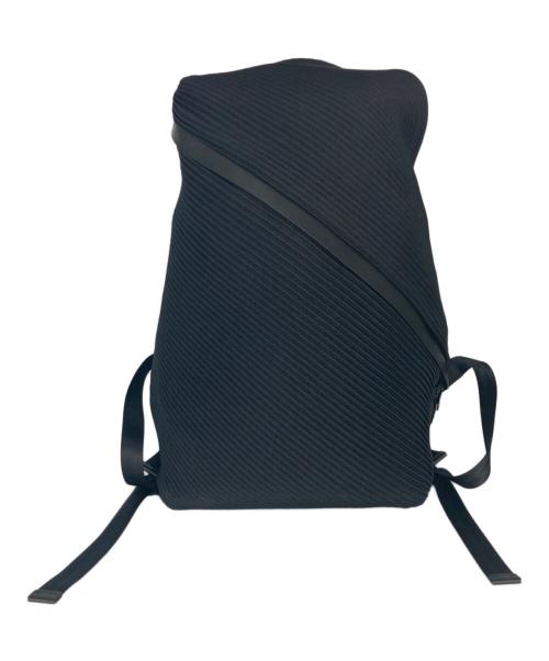 PLEATS PLEASE（プリーツプリーズ）PLEATS PLEASE (プリーツプリーズ) BIAS PLEATS BACKPACK ブラックの古着・服飾アイテム