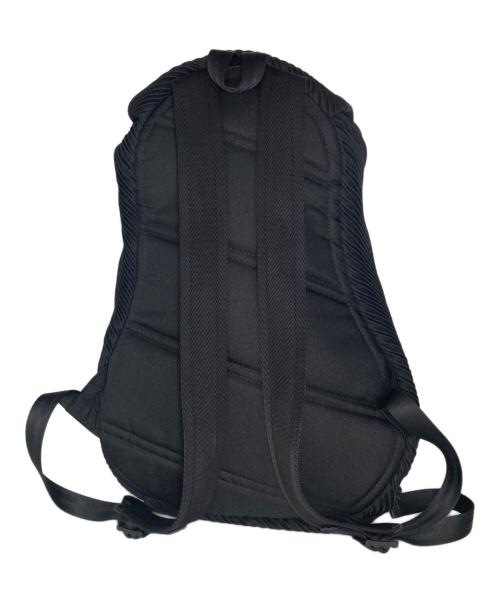 PLEATS PLEASE（プリーツプリーズ）PLEATS PLEASE (プリーツプリーズ) BIAS PLEATS BACKPACK ブラックの古着・服飾アイテム
