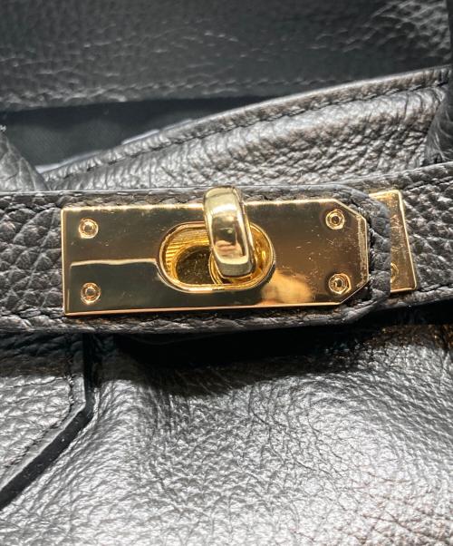 AULENTTI（オウレンティ）AULENTTI (オウレンティ) ベルト付きレザー MIDI BAG バッグ ブラックの古着・服飾アイテム