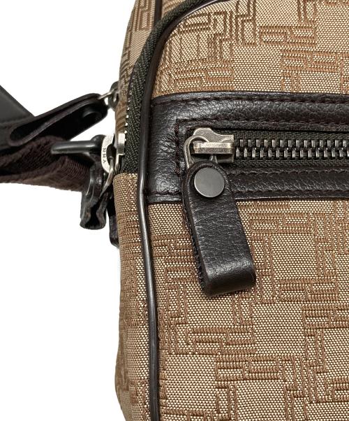 dunhill（ダンヒル）dunhill (ダンヒル) 総柄ショルダーバッグ ベージュの古着・服飾アイテム