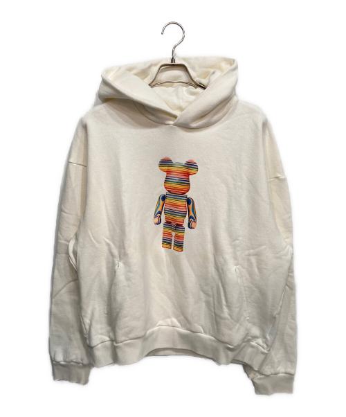 BEAR BRICK（ベアブリック）BEAR BRICK (ベアブリック) PANGAIA (パンゲア) プリントフーディ‐ ホワイト サイズ:Mの古着・服飾アイテム
