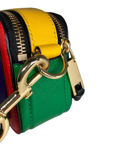 Marc by Marc Jacobs（マークバイマークジェイコブス）Marc by Marc Jacobs (マークバイマークジェイコブス) スナップショット ショルダーバッグ マルチカラーの古着・服飾アイテム