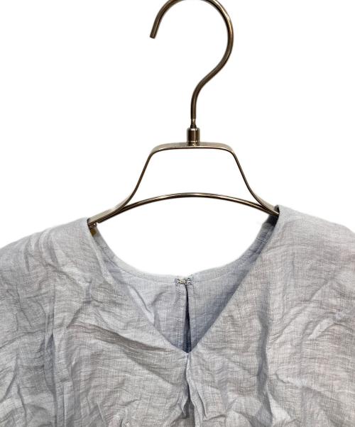 Noble（ノーブル）Noble (ノーブル) ファジーリネンスクエアケープブラウス ブルー サイズ:FREEの古着・服飾アイテム