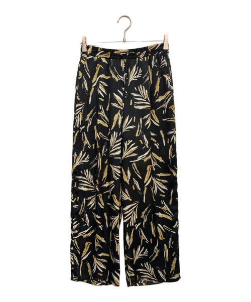 23区（ニジュウサンク）23区 (ニジュウサンク) スリークボタニカルプリント ドロスト パンツ ブラック サイズ:38の古着・服飾アイテム