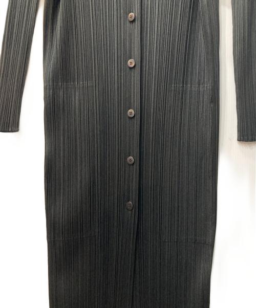 PLEATS PLEASE（プリーツプリーズ）PLEATS PLEASE (プリーツプリーズ) プリーツワンピース ブラック サイズ:3の古着・服飾アイテム