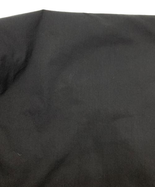 YORI（ヨリ）YORI (ヨリ) ダブルフリルカラーブラウス ブラック サイズ:36の古着・服飾アイテム