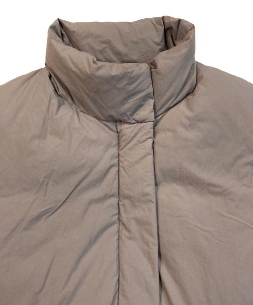 BABYLONE（バビロン）BABYLONE (バビロン) ダウンベスト ベージュ サイズ:Free 未使用品の古着・服飾アイテム