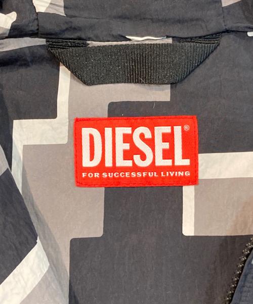 DIESEL（ディーゼル）DIESEL (ディーゼル) J-JASS-MON-PRINT フーデッド ジャケット ブラック×グレー サイズ:46の古着・服飾アイテム