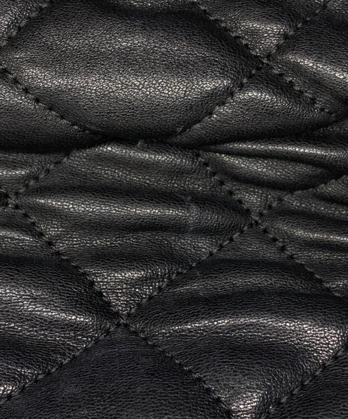 CHANEL（シャネル）CHANEL (シャネル) チェーンアラウンドショルダーバック ブラック サイズ:サイズ詳細参照の古着・服飾アイテム