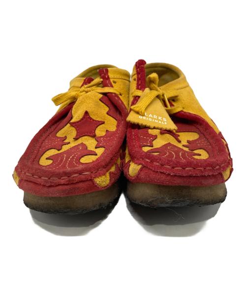 CLARKS（クラークス）CLARKS (クラークス) Supreme (シュプリーム) Wallabee Gold ワラビーゴールド オレンジ×レッド サイズ:9の古着・服飾アイテム