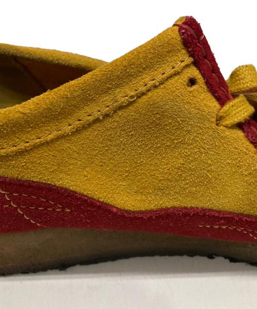 CLARKS（クラークス）CLARKS (クラークス) Supreme (シュプリーム) Wallabee Gold ワラビーゴールド オレンジ×レッド サイズ:9の古着・服飾アイテム