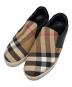 BURBERRY（バーバリー）の古着「ノバチェック スリッポン」｜ベージュ