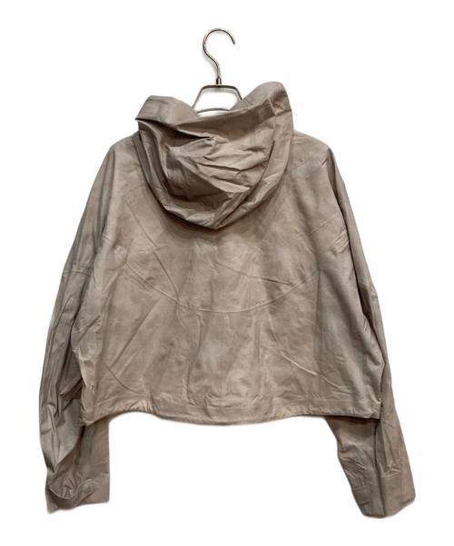 LULULEMON（ルルレモン）LULULEMON (ルルレモン) RAIN CHASER JACKET ベージュ サイズ:4 未使用品の古着・服飾アイテム