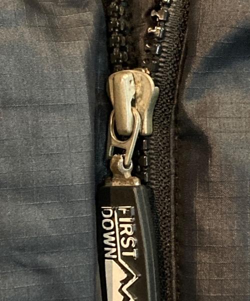 FIRST DOWN（ファーストダウン）FIRST DOWN (ファーストダウン) ヌプシ ダウン ジャケット ブラック サイズ:Mの古着・服飾アイテム