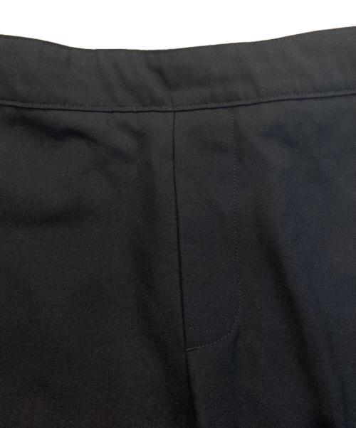 maison kitsune（メゾンキツネ）maison kitsune (メゾンキツネ) テーパード パンツ ブラック サイズ:Mの古着・服飾アイテム