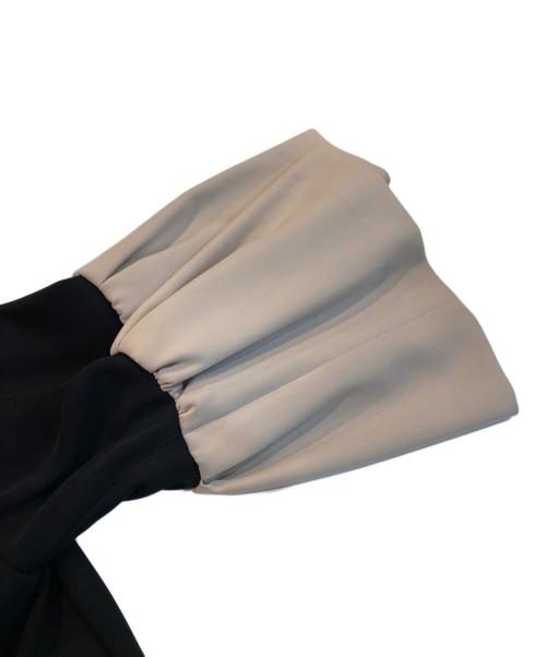 YOKO CHAN（ヨーコチャン）YOKO CHAN (ヨーコチャン) フレア スリーブ ワンピース ブラック サイズ:36の古着・服飾アイテム