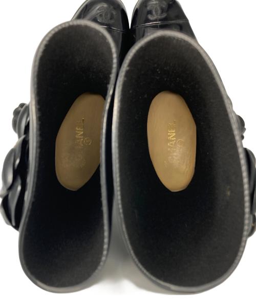 CHANEL（シャネル）CHANEL (シャネル) カメリア レイン ブーツ ブラック サイズ:39の古着・服飾アイテム